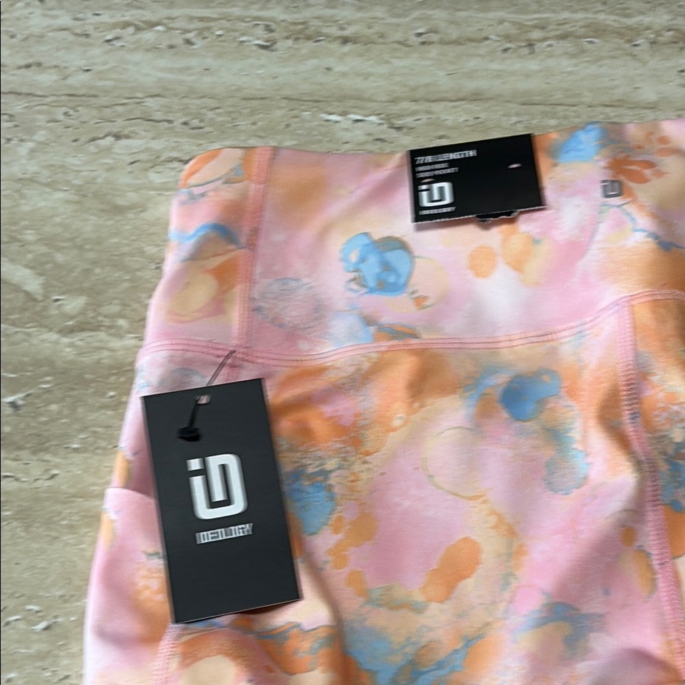 Women 2 piece Orange,Pink, white and blue active wear set. - Picture 12 of 12